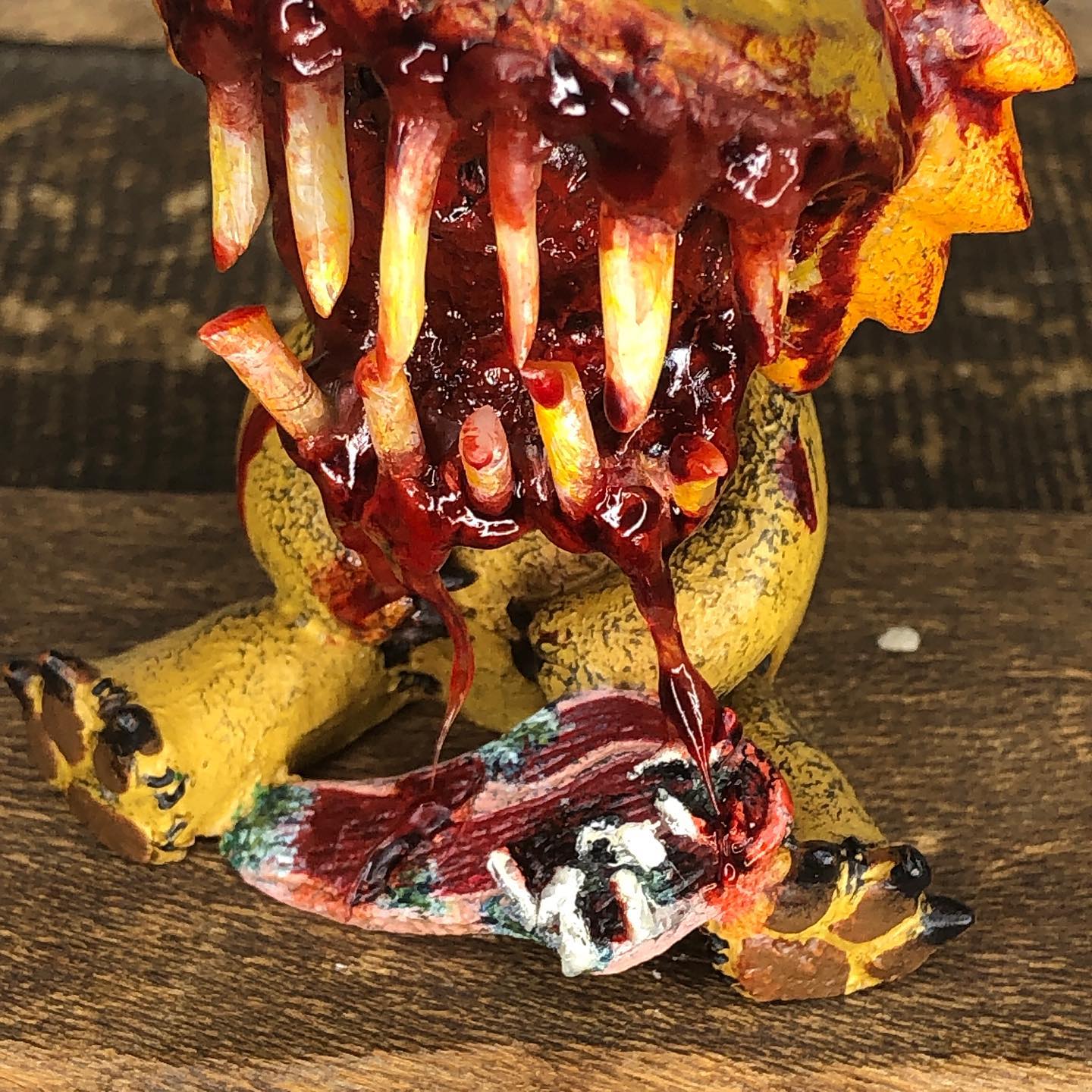 Chomps