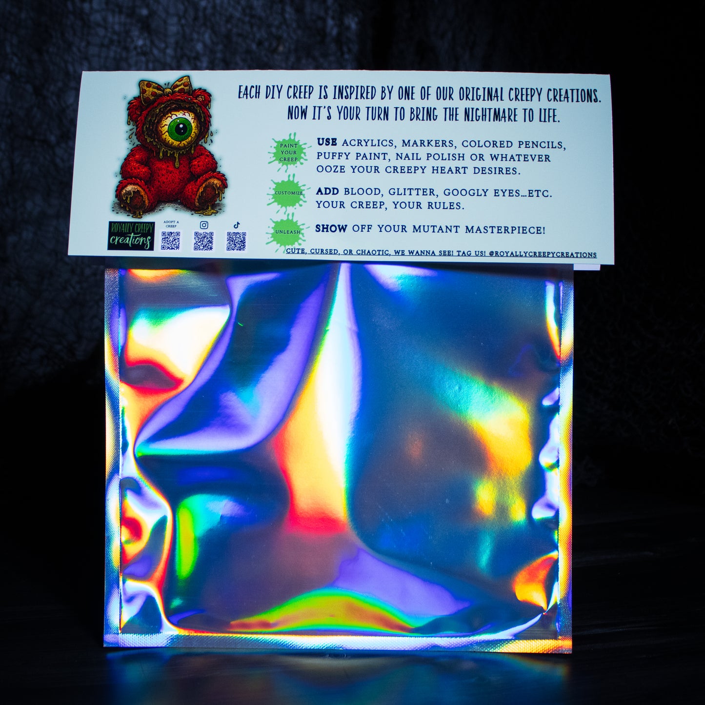 PAINT-A-CREEP * Iris